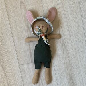 Hazel village bunny toy with rifle paper co hat